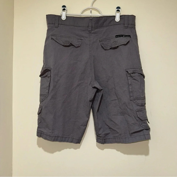 Men’s Y2K Beverly Hills Polo Club Brand  Grey Colour Cargo Style Shorts Size 32 - Picture 6 of 11